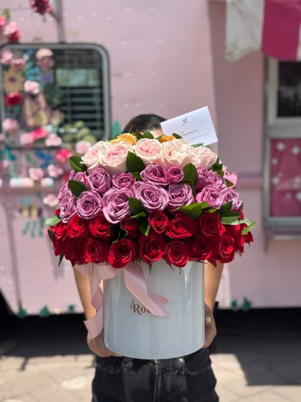 Arreglo de rosas degradado